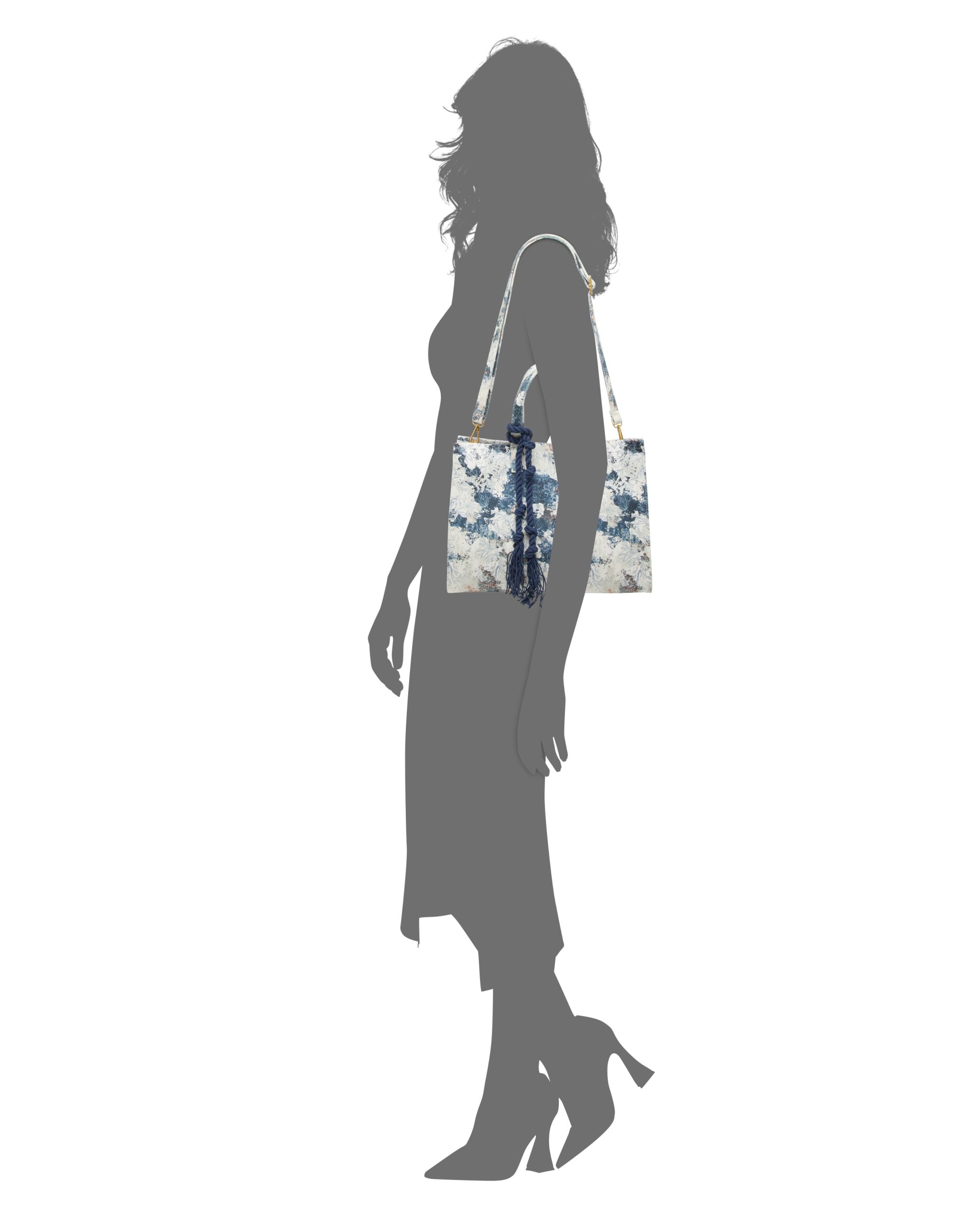 Aalis Tote Bag - Image 5