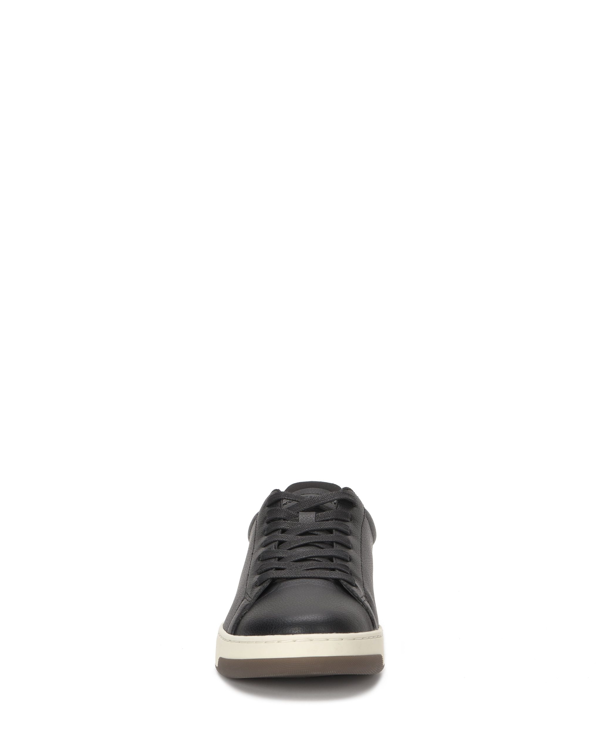 Men's Wynsten Sneaker - Image 3